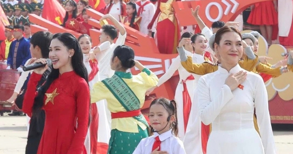 Không ai bằng Hòa Minzy