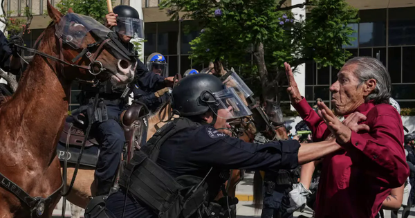 Chính sách siết nhập cư của Mỹ khiến 1,6 triệu người rơi vào tình trạng “bất hợp pháp”