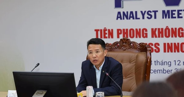 Cổ phiếu PVI tăng 70% trong 6 tháng, bao giờ PVN thoái trọn lô 35% vốn cổ phần?