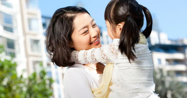 Mẹ 3 con từng làm quần quật nhận ra: Muốn hạnh phúc hơn, phải “lười” trong việc này