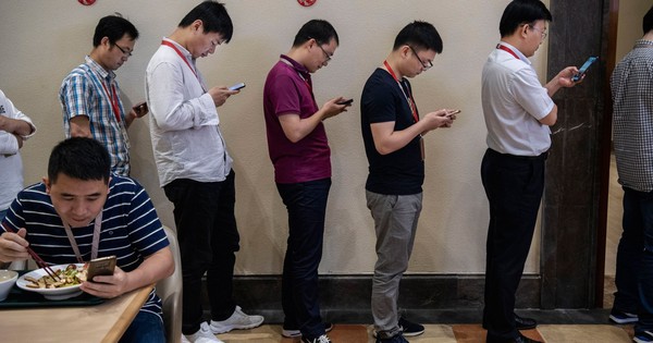 Dân tình Việt "kêu ầm trời" vì một thứ tăng giá còn hơn cả vàng: Nguy cơ không mua bây giờ là còn lên nữa