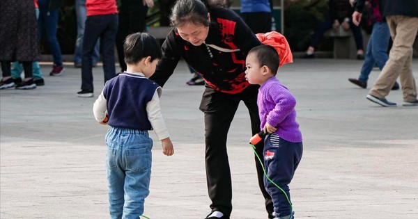 57 tuổi, tôi tự tạo “lương hưu thứ hai” từ việc giữ trẻ - thu đều hàng tháng và sống vui hơn hẳn