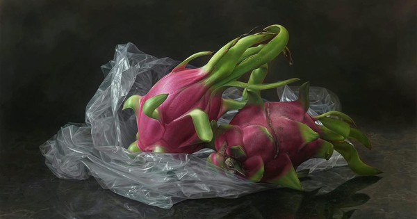 Bức tranh 2 quả thanh long trông thật đến mức "có thể bổ ra ăn được luôn": Hé lộ về tác giả