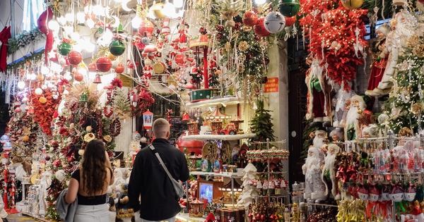 Khung cảnh rực sáng tại Hàng Mã đã trở lại