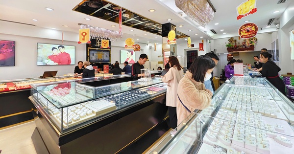 Ngày 7/12: Giá vàng SJC, vàng nhẫn giảm, nhà đầu tư lỗ tới 4 triệu đồng/lượng sau 1 tuần