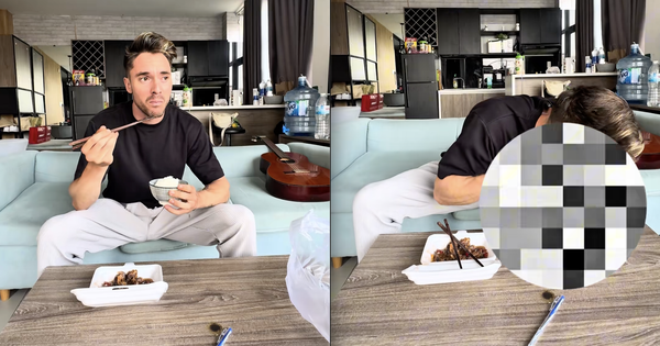 Mặt vị khách Tây 