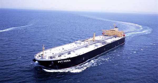 Nhà khai thác tàu chở dầu có trên 51% vốn Nhà nước bất ngờ tăng dựng đứng đưa cổ đông “lên đỉnh”, cổ tức đều như vắt tranh