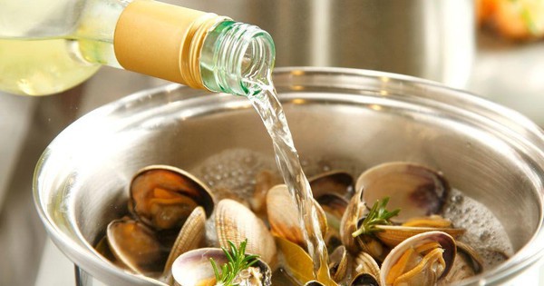 Sự thật không ngờ: 4 thực phẩm trẻ em không nên ăn dù đã nấu chín!