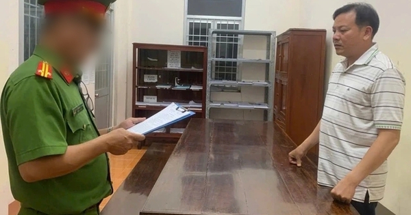 Bắt Ngô Thanh Sơn - cựu giám đốc ngân hàng và thuộc cấp