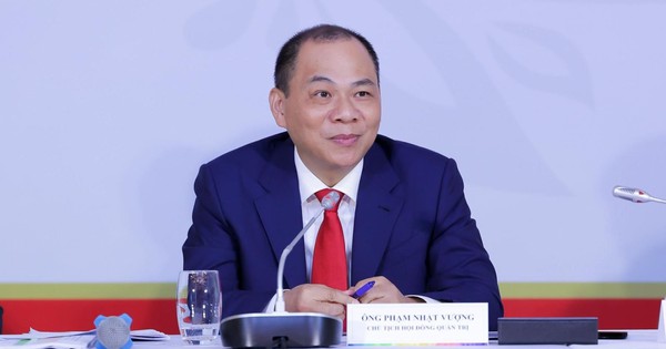 Tập đoàn của tỷ phú Phạm Nhật Vượng vượt vốn hóa Techcombank của ông Hồ Hùng Anh