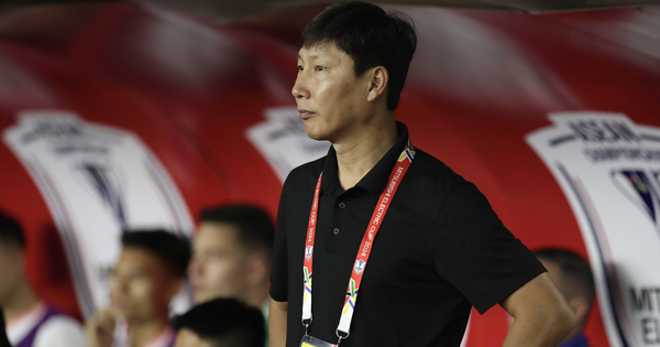 Vì sao ông Kim Sang-sik khó đưa đội tuyển Việt Nam ‘vượt vũ môn’?