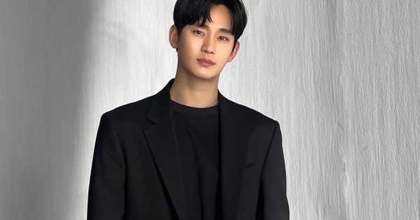 Tình trạng hiện tại của Kim Soo Hyun gây sốc: Quẫn trí đến mức phải có người theo sát, đi khắp nơi xin lỗi đồng nghiệp