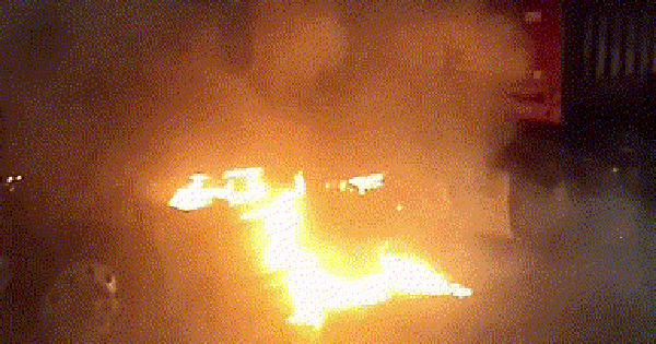 TP HCM: Xe container đang chạy vào hầm chui Mỹ Thủy thì cháy dữ dội