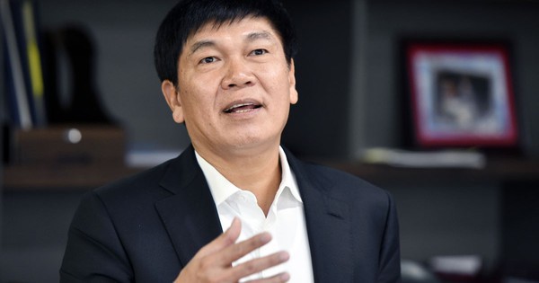 Hòa Phát sắp "mở máy" Dung Quất 2, tỷ phú Trần Đình Long chuẩn bị cho bài toán lãi vay