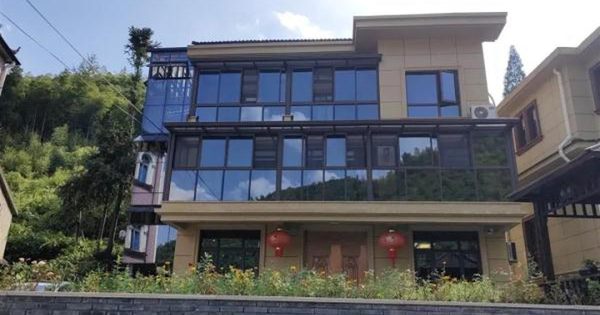 Cặp đôi chi 7 tỷ đồng xây biệt thự 4 tầng mời các cụ già U70 đến nghỉ hưu chung, không sống cùng con cái vẫn hài lòng