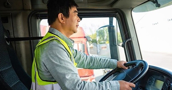 Năm 2025, tài xế ô tô lái xe liên tục quá 4 giờ có bị xử phạt?