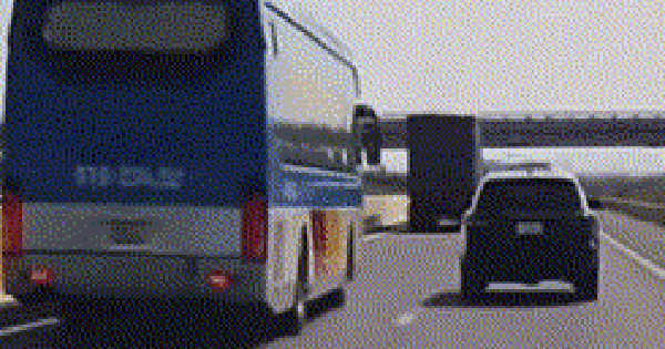 Tài xế xe khách Tâm Hạnh Travel "điên cuồng" ép xe, nhận án phạt