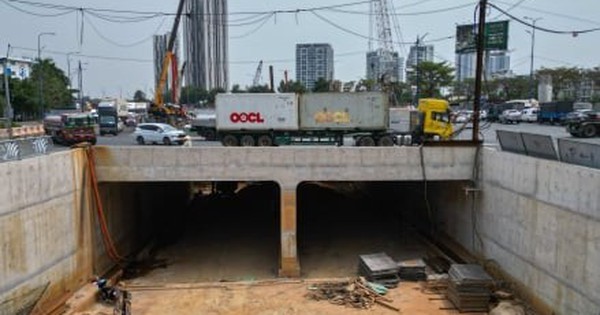 Diện mạo hầm chui nút giao hiện đại nhất TP.HCM sẽ thông xe dịp 30/4