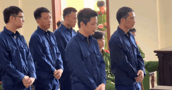 CLIP: Sự thật về khoản tiền "ngoài luồng" trong đăng kiểm phương tiện thủy ở Cần Thơ