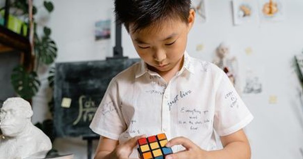 Chuyên gia tiết lộ: Nếu con bạn có 5 đặc điểm này, rất có thể bé sẽ thành triệu phú lừng danh!
