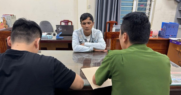 Bắt khẩn cấp Hoàng Văn Nghệ - kẻ kẹp cổ, giật dây chuyền vàng của học sinh