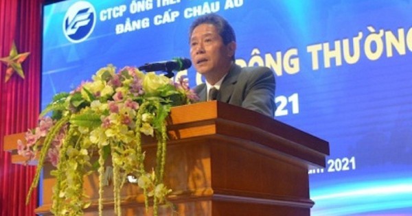 Chủ tịch một công ty thép hàng đầu bất ngờ từ nhiệm sau khi chuyển lượng cổ phiếu trị giá hơn 200 tỷ cho vợ