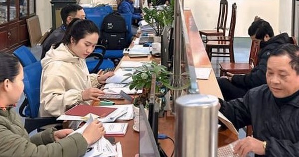 Bộ Nội vụ đề xuất không bắt buộc đổi giấy tờ sau sáp nhập tỉnh, xã