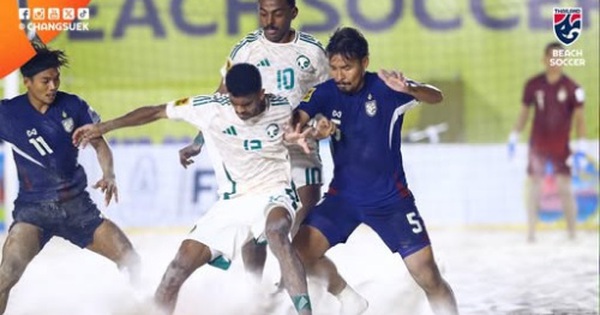 Tuyển Thái Lan thua nghẹt thở ở tứ kết giải châu Á, chính thức hết cơ hội dự World Cup