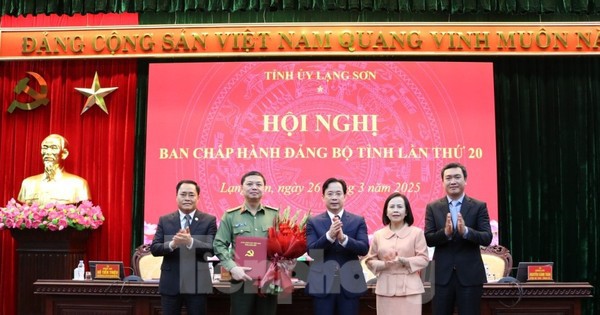 Giám đốc Công an tỉnh Lạng Sơn nhận nhiệm vụ mới