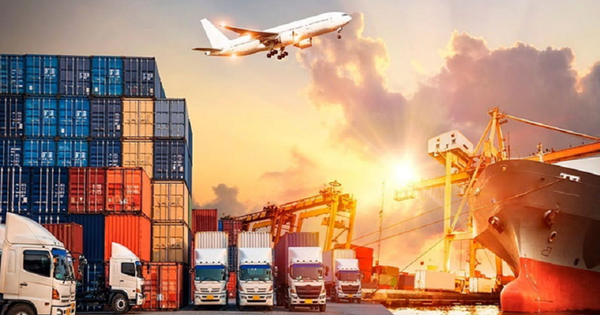 Loại bỏ tư tưởng "trọng công hơn tư" và sự "độc quyền" của doanh nghiệp nhà nước trong một số lĩnh vực