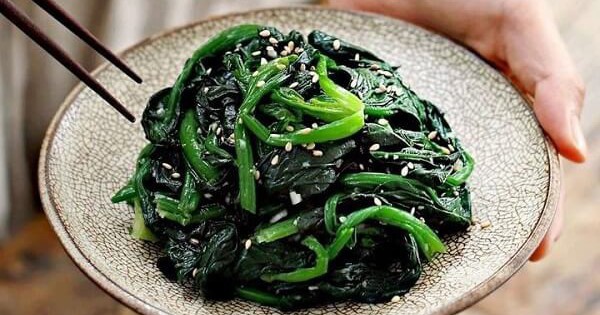 Việt Nam có 3 loại rau giúp chống rụng tóc, kích thích mọc tóc con, phòng nhiều bệnh mãn tính: 1 loại được gọi là siêu thực phẩm của thế giới