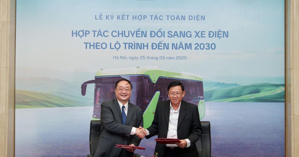 Sau Hà Nội, công ty của ông Phạm Nhật Vượng bắt tay SAMCO phủ sóng xe buýt điện VinFast tại TP.HCM