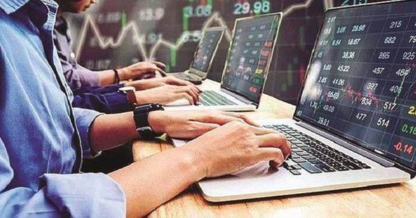 Phiên 3/3: Khối ngoại tiếp đà bán ròng, một cổ phiếu ngân hàng bị "xả" gần 300 tỷ đồng