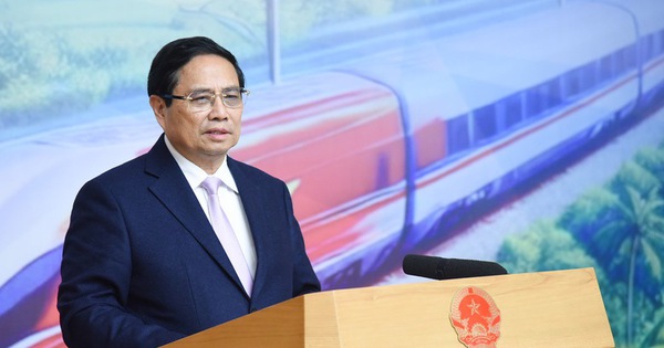 Thủ tướng yêu cầu quyết tâm xây dựng bằng được lĩnh vực cấp bách hàng trăm tỷ USD ở Việt Nam