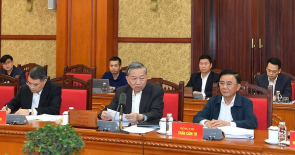 Bố trí cán bộ có trình độ, năng lực về khoa học, kỹ thuật vào cấp uỷ các cấp
