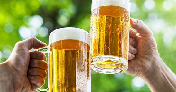 Bất chấp siết chặt quy định nồng độ cồn, công ty bia địa phương báo lãi kỷ lục, EPS gần 44.000 đồng, liên tục trả cổ tức từ 100%-200%