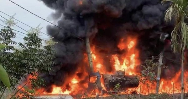 VIDEO: Cháy xe bồn chở xăng dầu trên cao tốc, 1 người tử vong