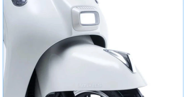 Xe ga đẹp cổ điển, bình xăng to hơn Honda Lead, trang bị ngang SH 160i, giá quy đổi chỉ 28 triệu đồng