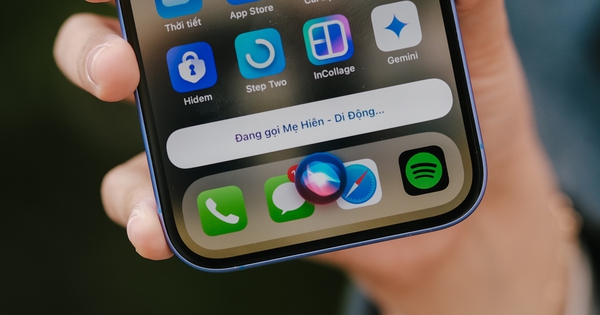 14 năm "gồng lưng" nói tiếng Anh, giờ mới được "gọi mẹ" bằng tiếng Việt trên iPhone