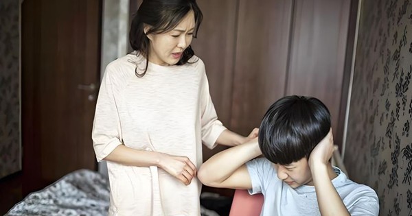 4 hành động sau của mẹ chỉ khiến con cái mệt mỏi chứ chẳng biết ơn: Bỏ ngay cho đôi bên nhẹ lòng!