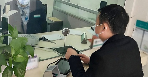 Người đàn ông chuyển khoản cho bạn 430 triệu đồng, 1 ngày sau đối phương chưa nhận được liền khởi kiện, toà tuyên bố: Ngân hàng phải bồi thường 30%