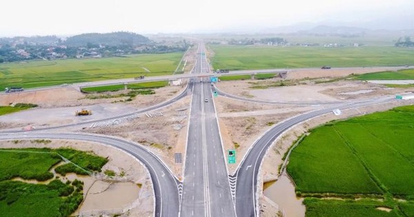 Bộ Xây dựng, các bộ, ngành liên quan cử 1 thứ trưởng phụ trách từng dự án cao tốc