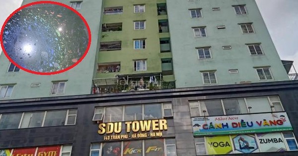 Dân chung cư Hà Nội không dám dùng nước sinh hoạt vì có mùi lạ