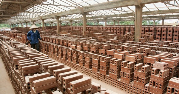 1 DN "họ" Viglacera trở thành công ty đầu tiên báo lỗ quý 1, cổ phiếu bất ngờ tăng 14%
