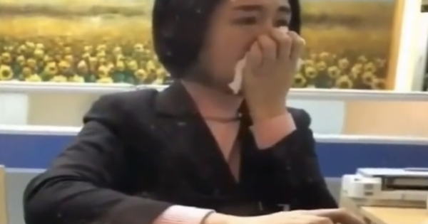 Người phụ nữ mua bảo hiểm du lịch được vài ngày thì qua đời, gia đình đòi bồi thường 1,8 tỷ đồng nhưng bị từ chối, công ty khẳng định: ‘‘Chúng tôi không sai’’