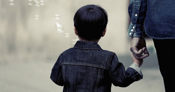 Người cha hỏi ChatGPT: "Tôi dạy con nghiêm khắc quá có sai không?" - Câu trả lời của AI khiến ông nhìn lại chính mình