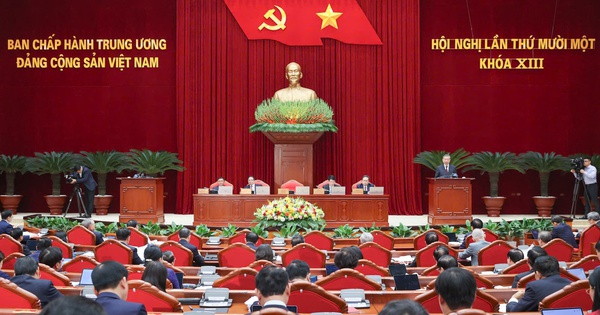 Bộ Chính trị họp cho ý kiến về tiếp thu, giải trình ý kiến Trung ương về sắp xếp tổ chức bộ máy