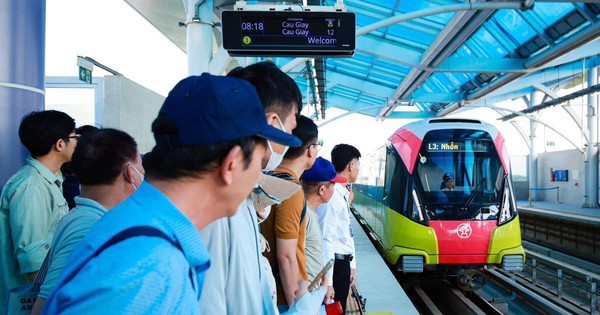 Gần 4,8 triệu khách đi tàu điện Hà Nội trong 3 tháng