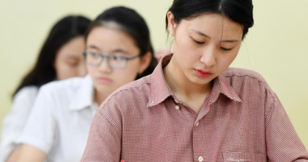 Điểm chuẩn vào lớp 10 các trường chuyên Hà Nội 3 năm qua