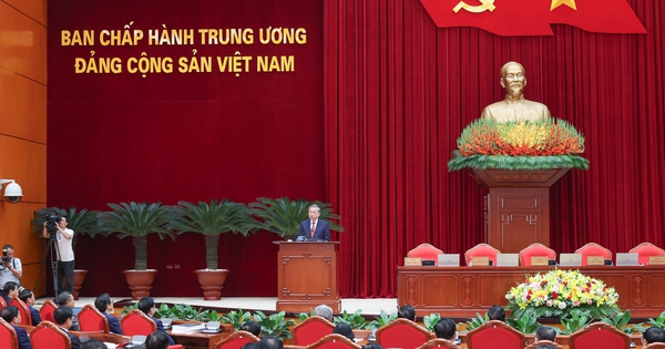 Hội nghị Trung ương 11: Hội nghị lịch sử, bàn về những quyết sách lịch sử
